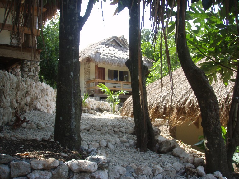 Tapanee Resort